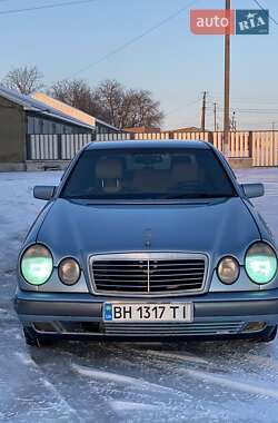 Седан Mercedes-Benz E-Class 1996 в Новой Одессе
