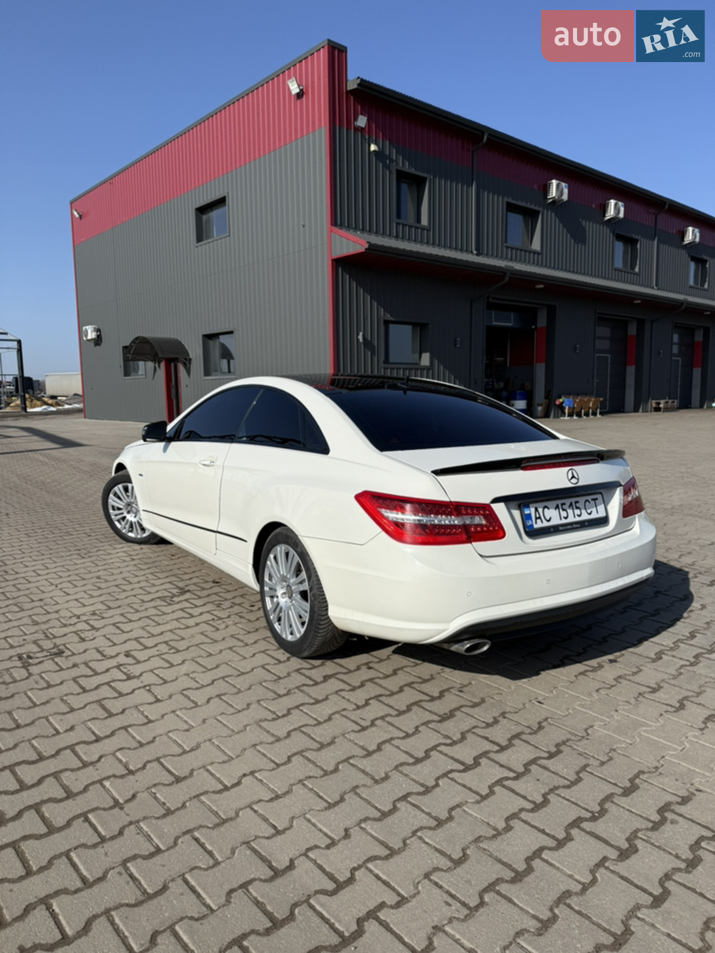 2010 Mercedes-Benz E-klasse - мініатюра 3
