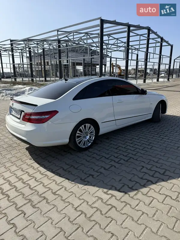 Mercedes-Benz E-Class 2010 VIN WDD2073031F083928 фото оголошення 12 з 58