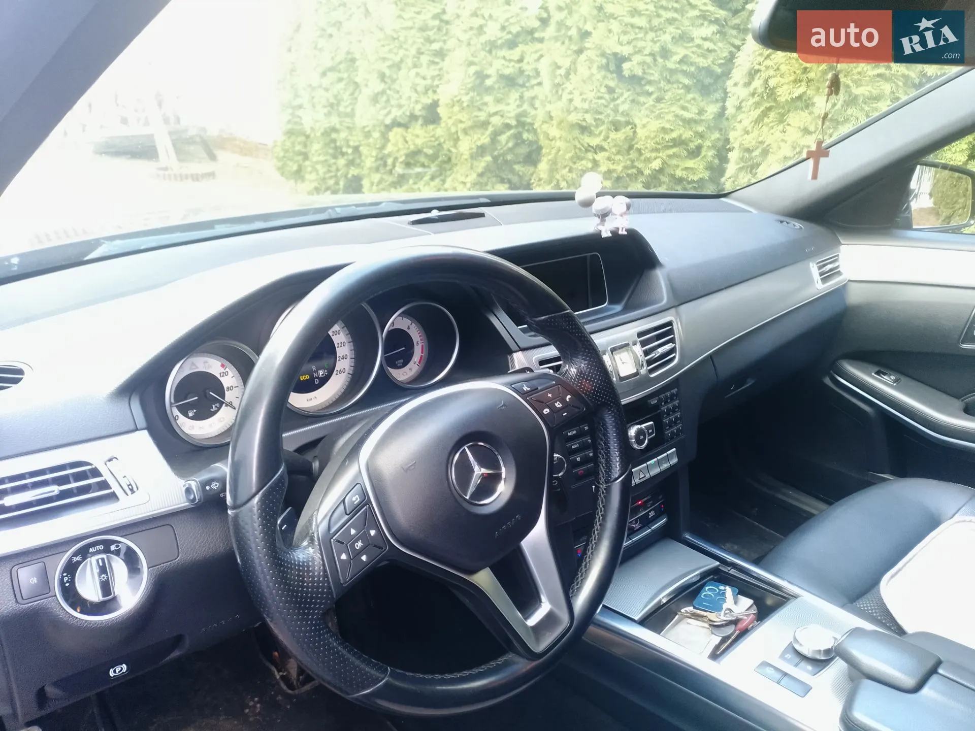 2013 Mercedes-Benz E-klasse - мініатюра 3