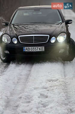 Седан Mercedes-Benz E-Class 2006 в Ужгороде