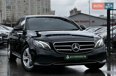 Седан Mercedes-Benz E-Class 2017 в Києві
