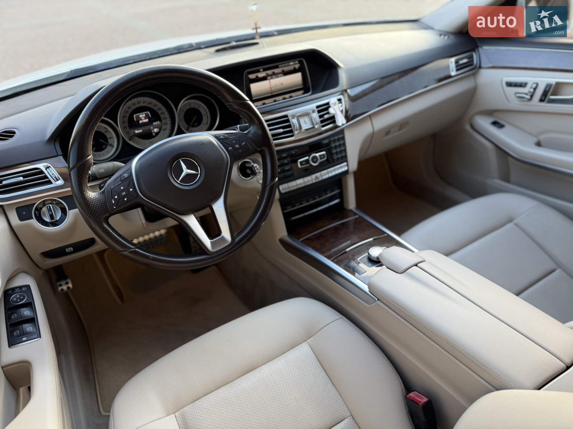 2015 Mercedes-Benz E-klasse - мініатюра 12