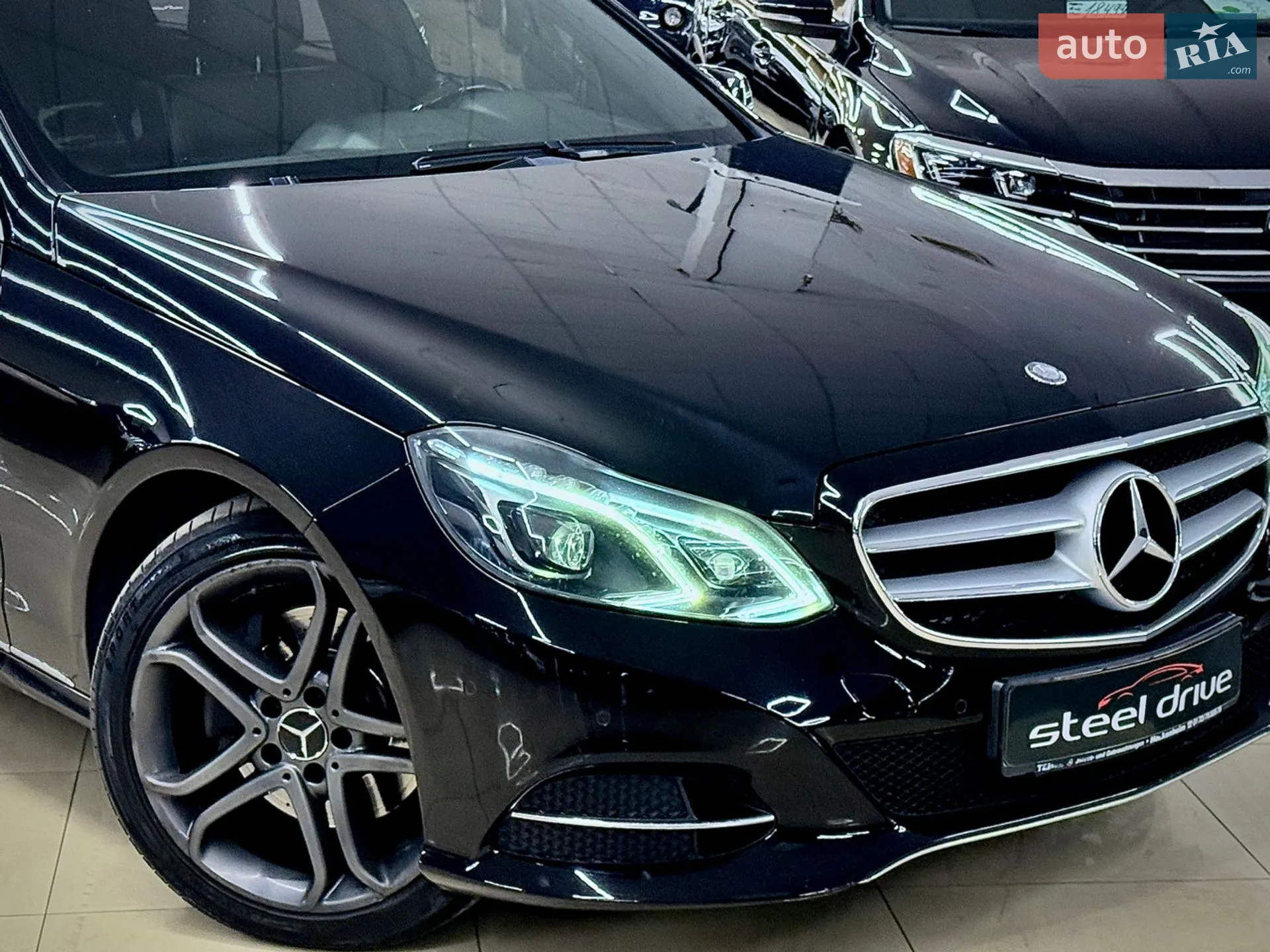 2013 Mercedes-Benz E-klasse - мініатюра 6