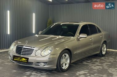 Седан Mercedes-Benz E-Class 2006 в Іршаві