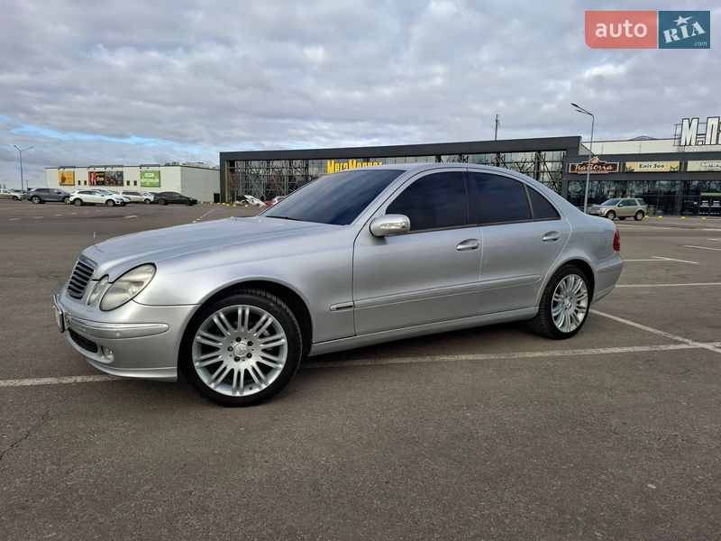 Mercedes-Benz E-Class 2003