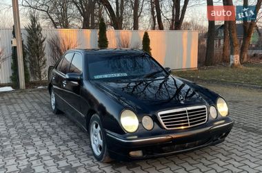 Седан Mercedes-Benz E-Class 1999 в Кицмани