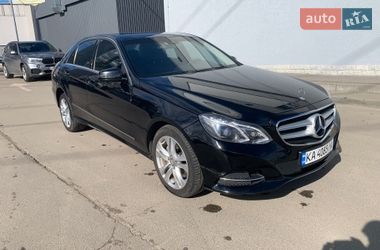 Седан Mercedes-Benz E-Class 2010 в Києві