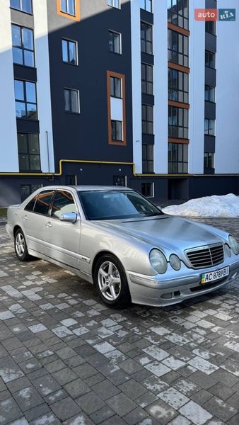 Mercedes-Benz E-Class 2001