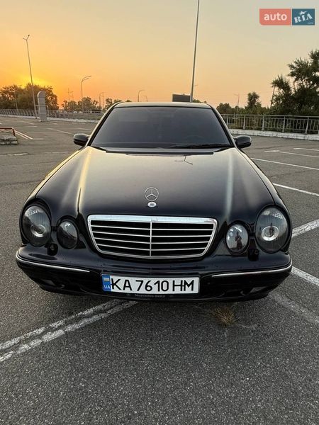 Mercedes-Benz E-Class 2001