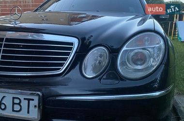 Седан Mercedes-Benz E-Class 2003 в Хмельницькому