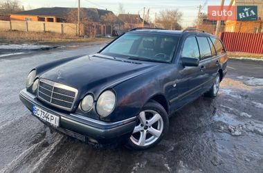 Универсал Mercedes-Benz E-Class 1997 в Ромнах