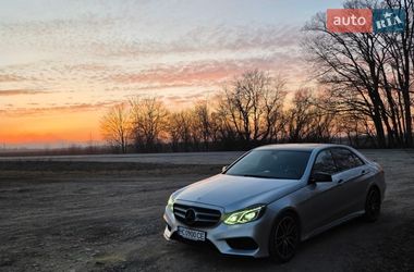 Седан Mercedes-Benz E-Class 2015 в Львові