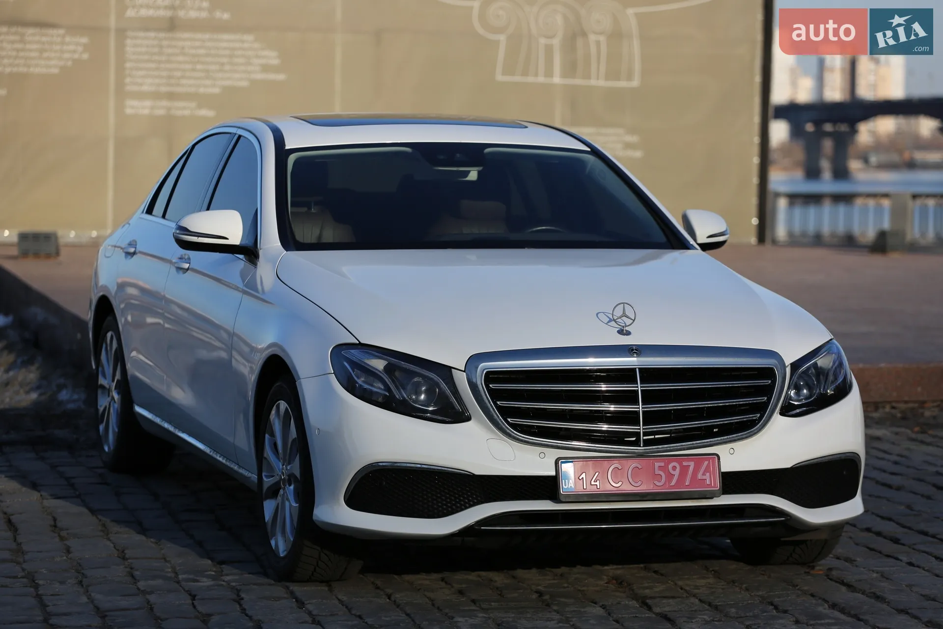 2018 Mercedes-Benz E-klasse - фото 1