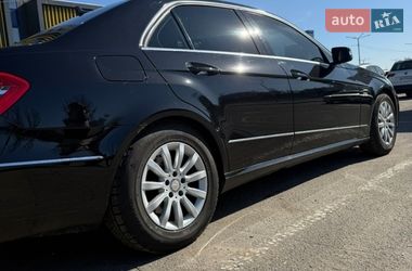Седан Mercedes-Benz E-Class 2012 в Киеве