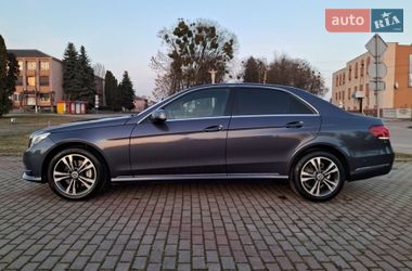 Седан Mercedes-Benz E-Class 2015 в Дубно