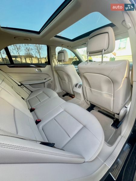 Седан Mercedes-Benz E-Class 2014 в Черновцах