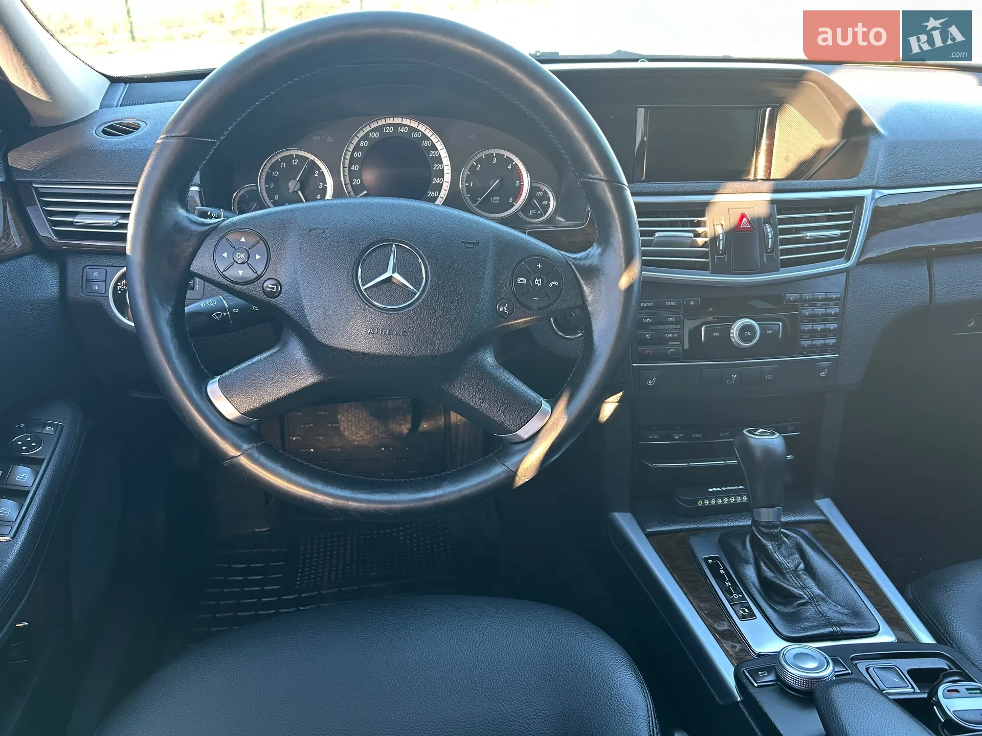 2011 Mercedes-Benz E-klasse - мініатюра 13