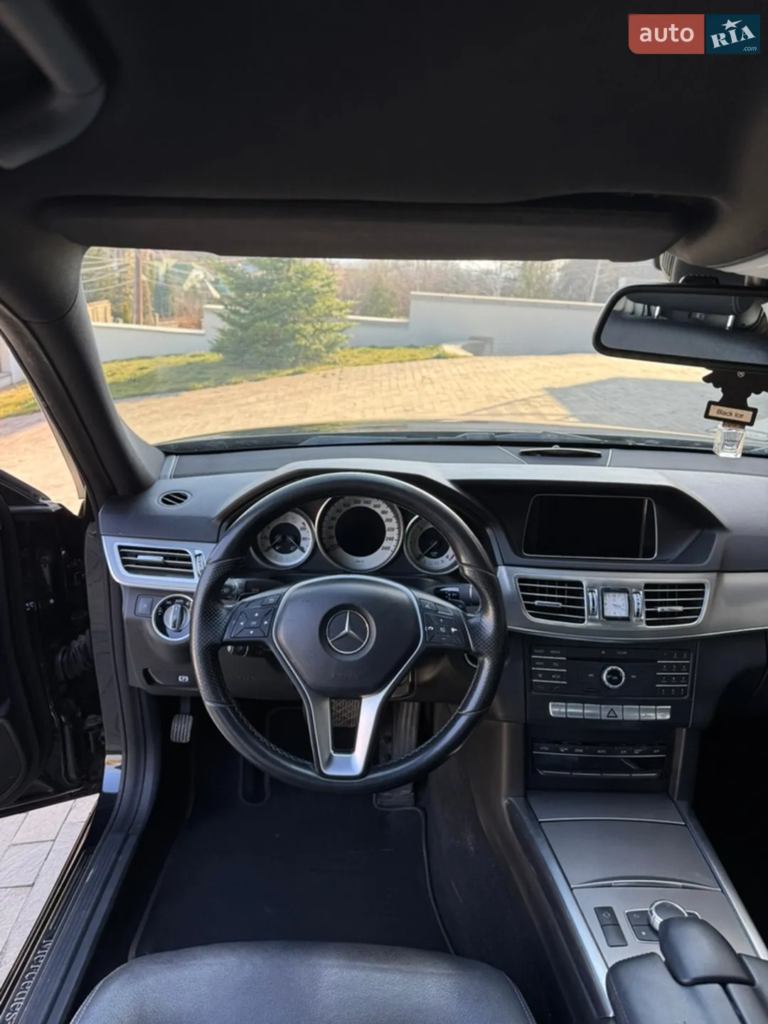 2015 Mercedes-Benz E-klasse - мініатюра 39