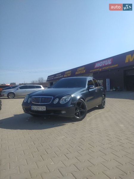 Mercedes-Benz E-Class 2005