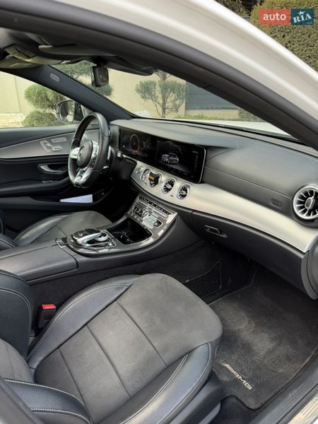 Седан Mercedes-Benz E-Class 2016 в Львові