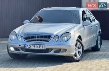 Седан Mercedes-Benz E-Class 2003 в Хусті