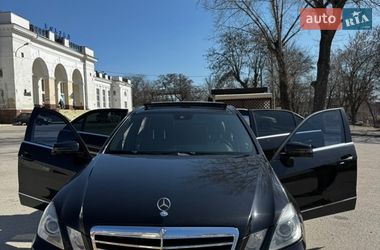 Седан Mercedes-Benz E-Class 2012 в Кропивницком