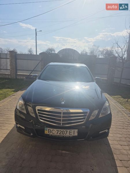 Mercedes-Benz E-Class 2009
