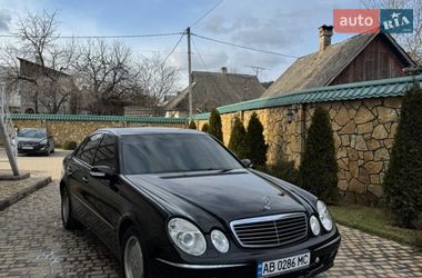 Седан Mercedes-Benz E-Class 2003 в Могилев-Подольске