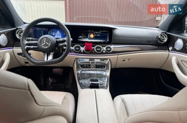 Седан Mercedes-Benz E-Class 2016 в Києві