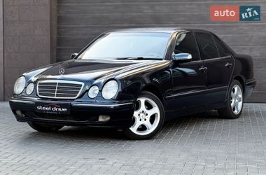 Седан Mercedes-Benz E-Class 2000 в Миколаєві