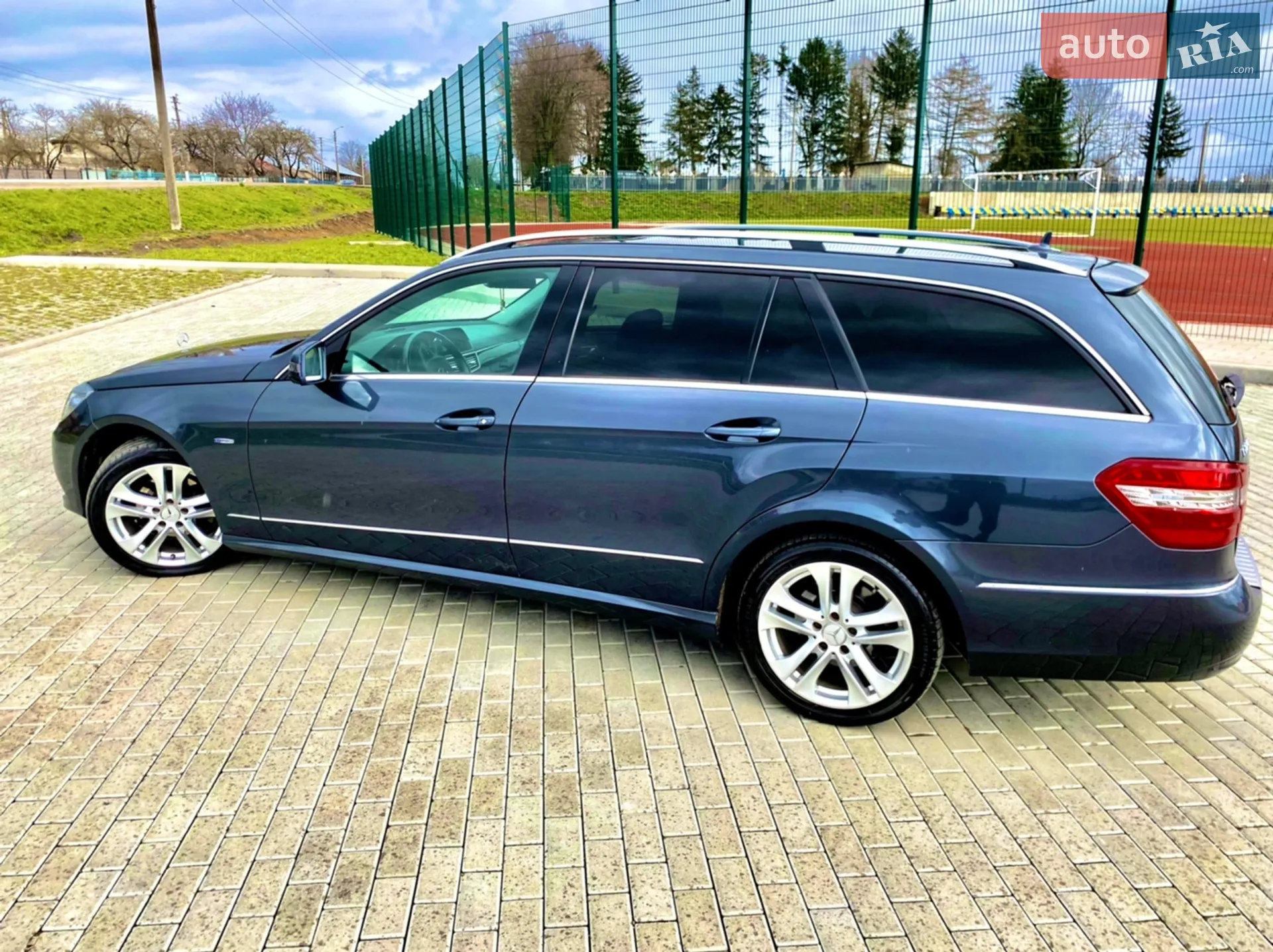 2010 Mercedes-Benz E-klasse - мініатюра 12