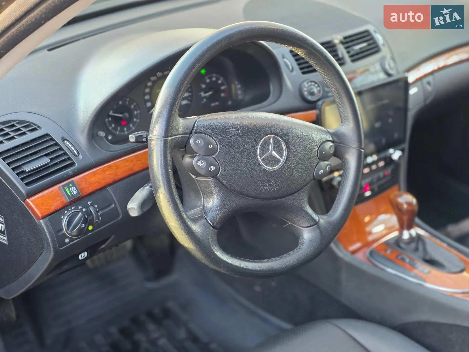 Mercedes-Benz E Class 2006 VIN WDB2110411B048891 фото оголошення 3 з 5
