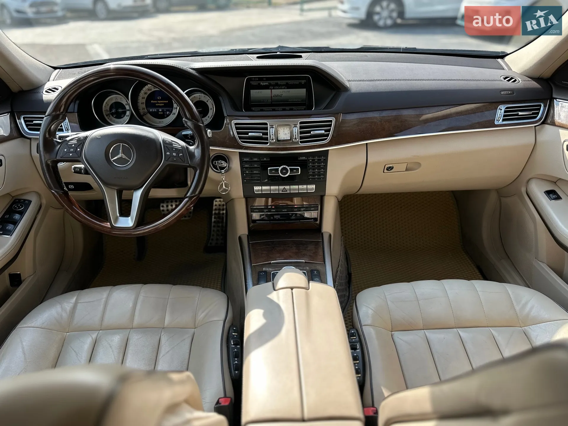 2013 Mercedes-Benz E-klasse - мініатюра 36