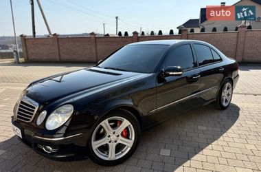 Седан Mercedes-Benz E-Class 2008 в Черновцах