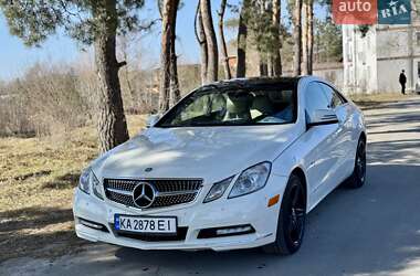 Купе Mercedes-Benz E-Class 2012 в Киеве