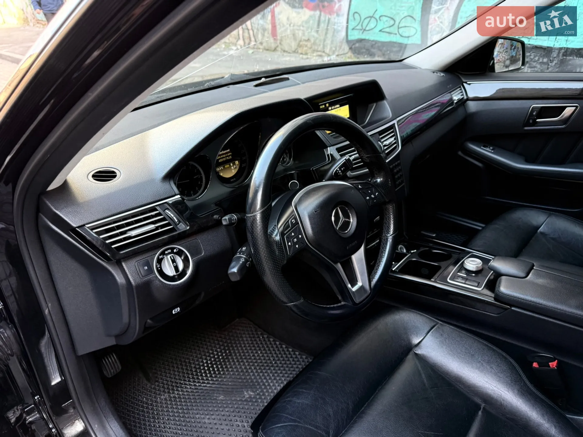2012 Mercedes-Benz E-klasse - мініатюра 42