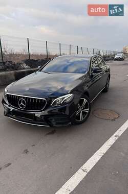 Седан Mercedes-Benz E-Class 2019 в Киеве