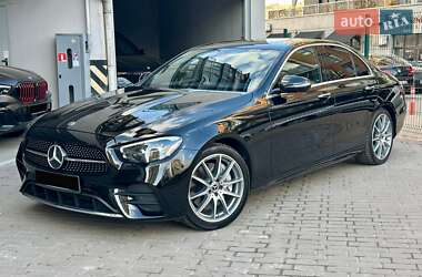 Седан Mercedes-Benz E-Class 2022 в Києві
