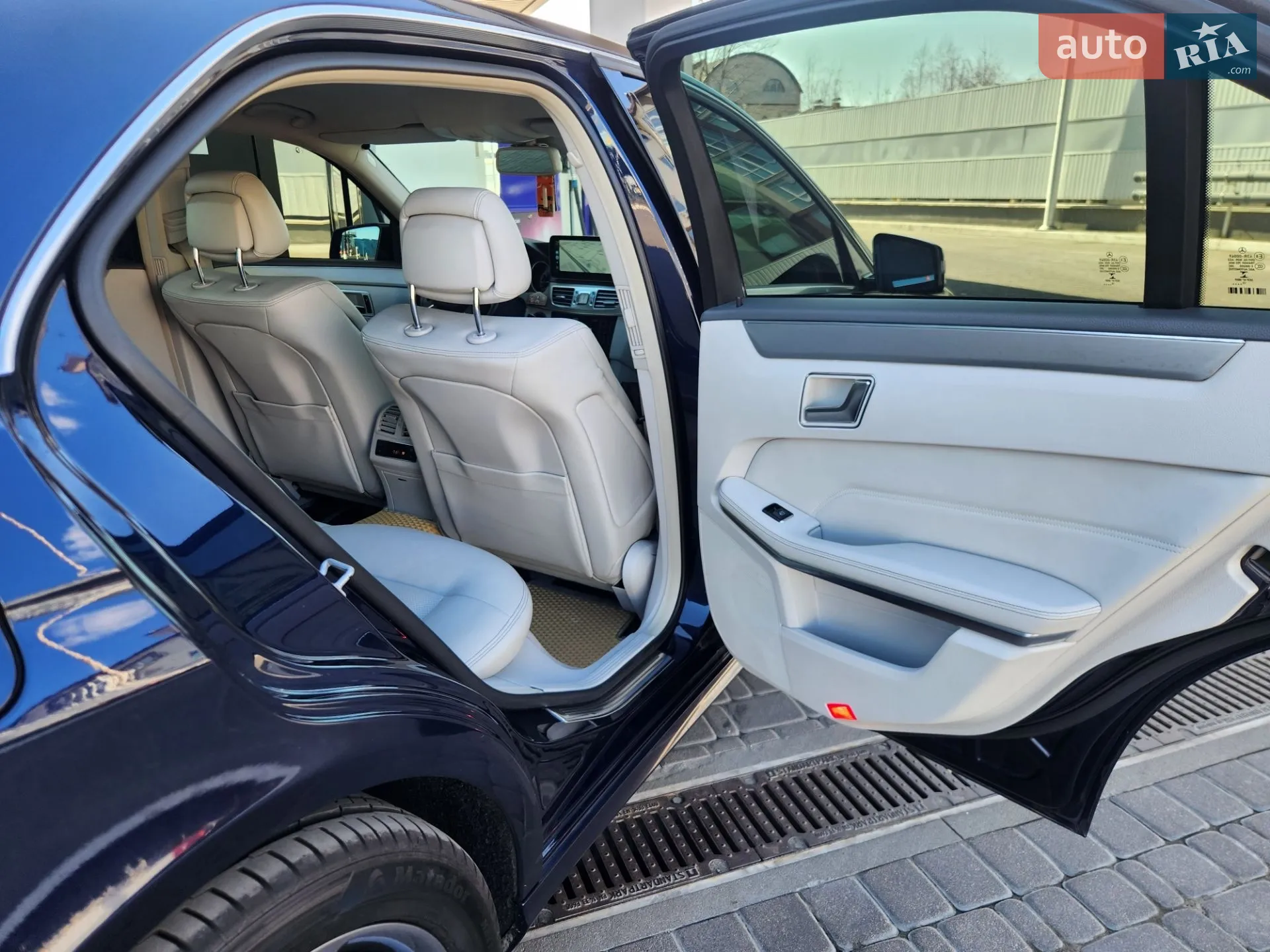 2013 Mercedes-Benz E-klasse - мініатюра 27