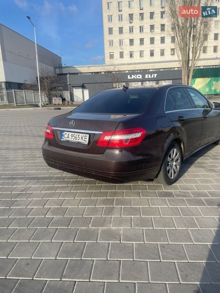 Седан Mercedes-Benz E-Class 2012 в Черкассах