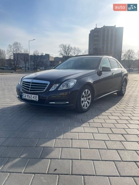 Седан Mercedes-Benz E-Class 2012 в Черкассах