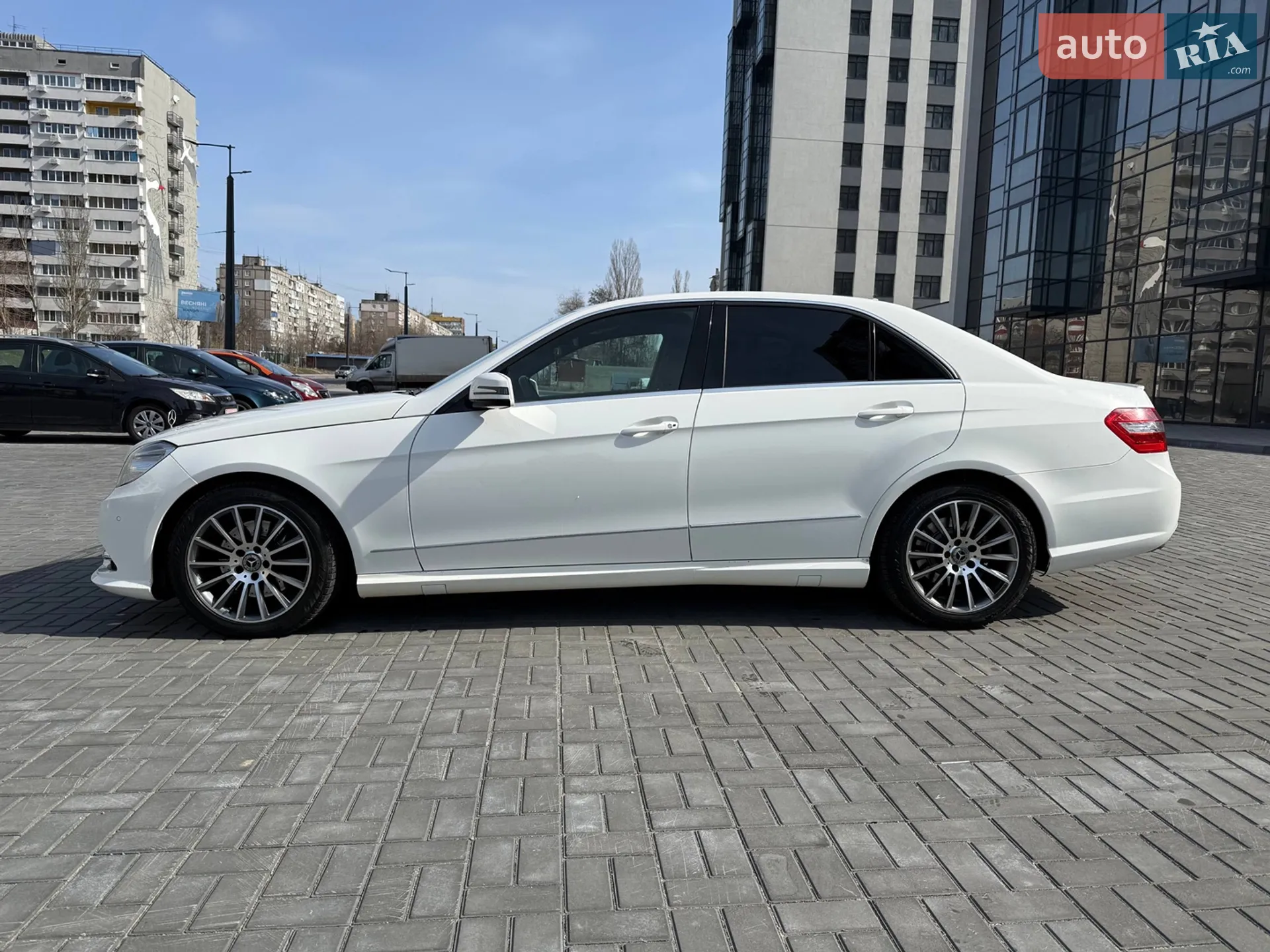 2013 Mercedes-Benz E-klasse - мініатюра 4