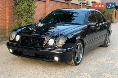 Седан Mercedes-Benz E-Class 1999 в Львове