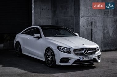 Купе Mercedes-Benz E-Class 2017 в Киеве