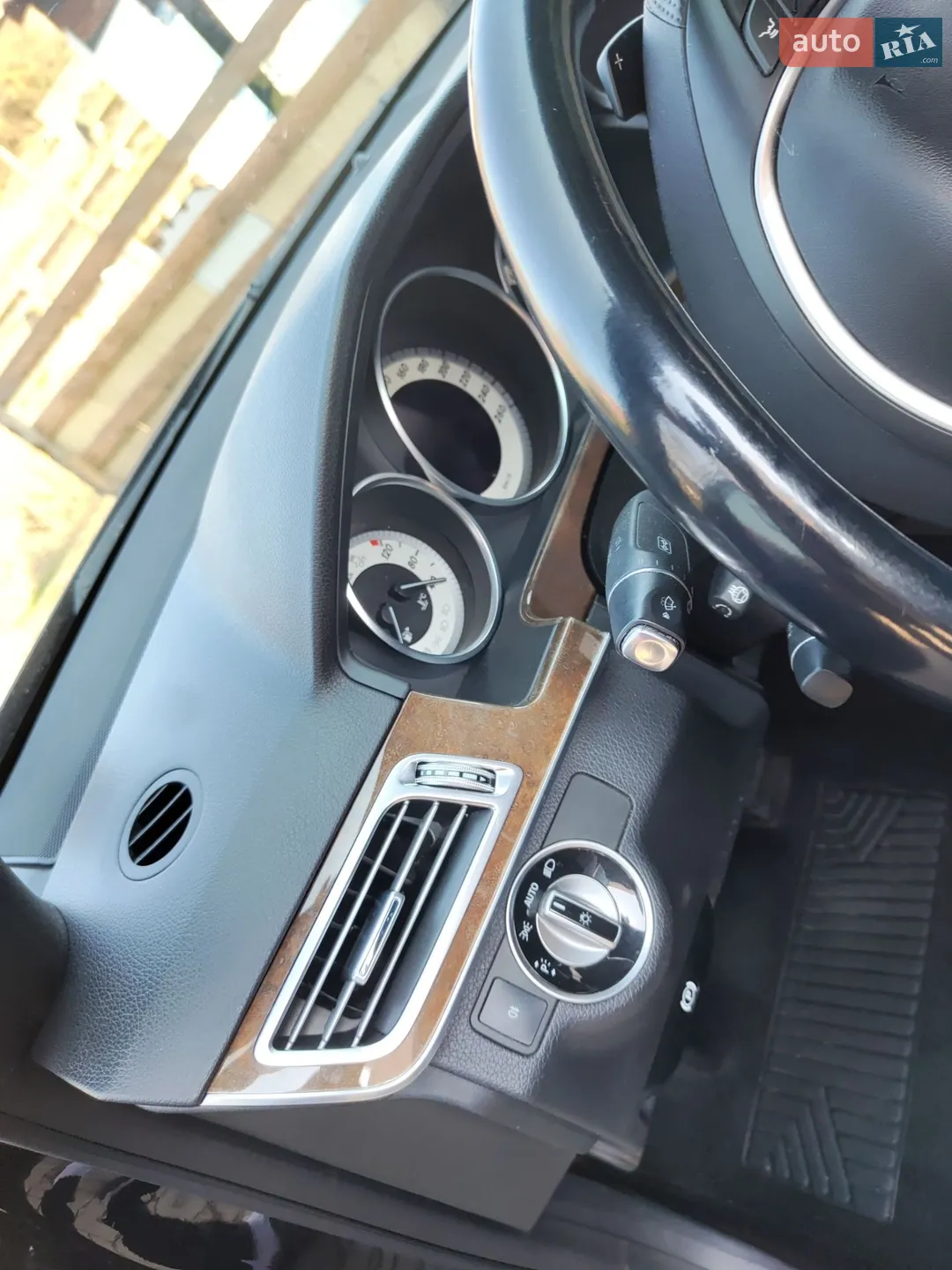 2013 Mercedes-Benz E-klasse - мініатюра 5