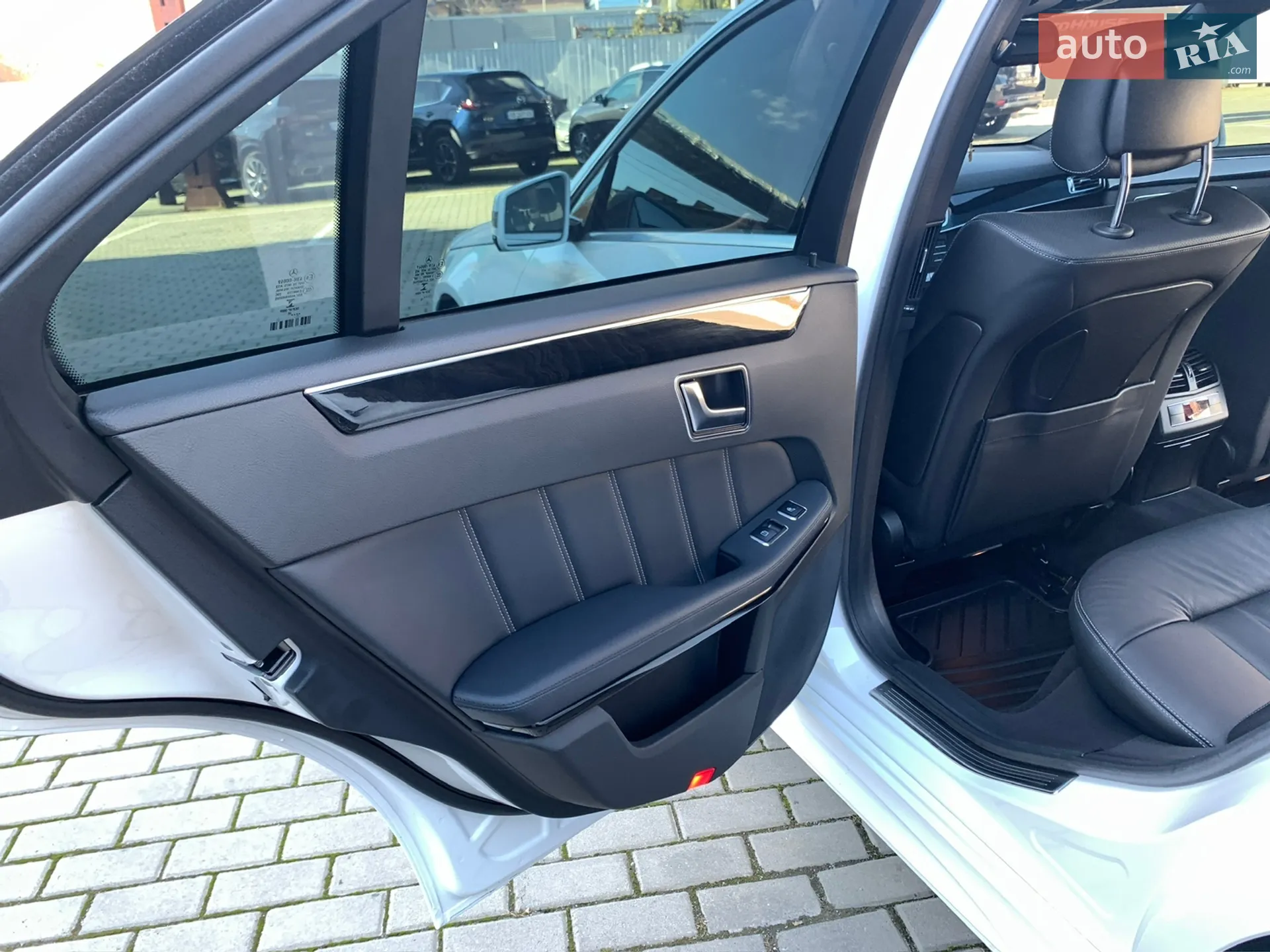 2015 Mercedes-Benz E-klasse - мініатюра 19