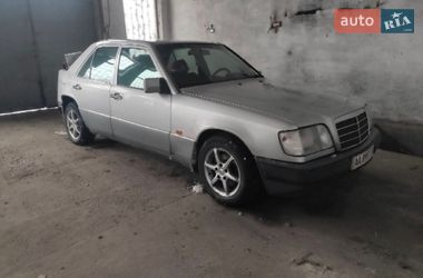 Седан Mercedes-Benz E-Class 1993 в Белой Церкви
