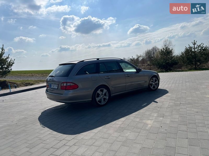 Универсал Mercedes-Benz E-Class 2004 в Мостиске