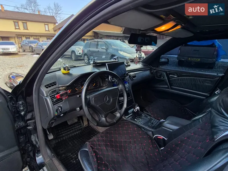 Mercedes-Benz E-Class 1996 VIN WDB2100721A282461 фото оголошення 2 з 47